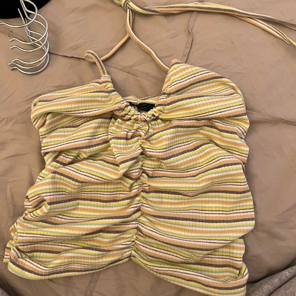 crop top